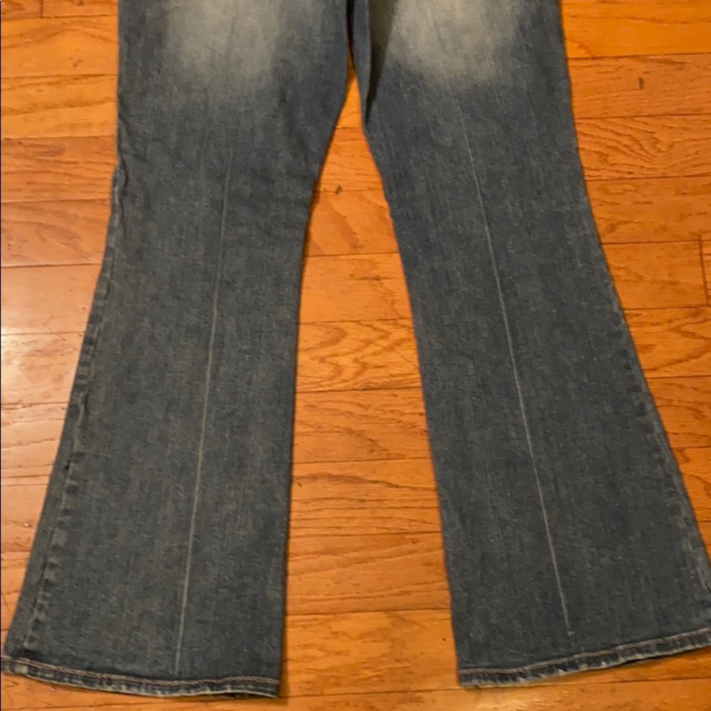PRE-OWNED WOMEN’S GIANNI BINI FLARE LEG JEANS - Picture 7 of 12